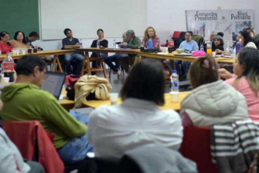 AGMER convocó a un acampe para evitar que IOSPER se convierta en una “gerenciadora de intereses privados”