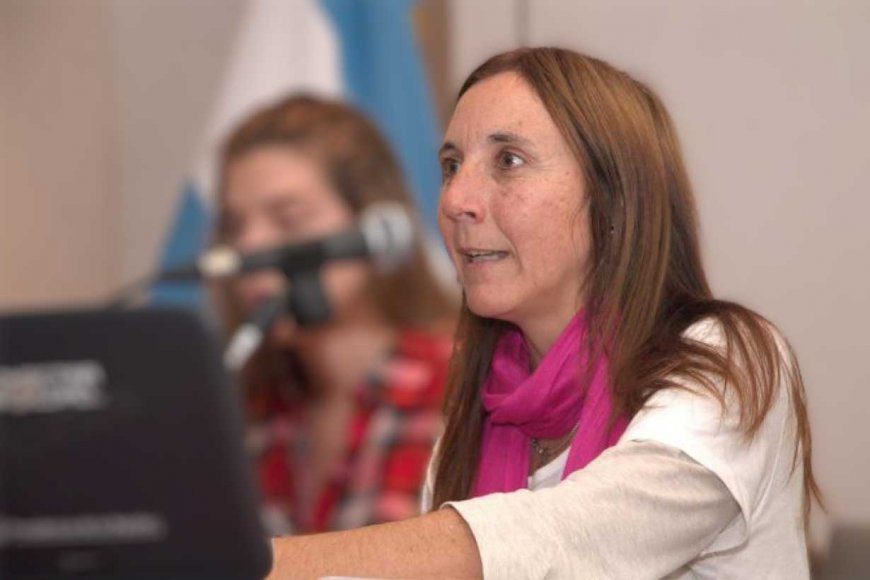 Decana de UNER cuestionó a la policía y al gobierno provincial: “Se están usando las fuerzas de seguridad para amedrentar y no para cuidar”