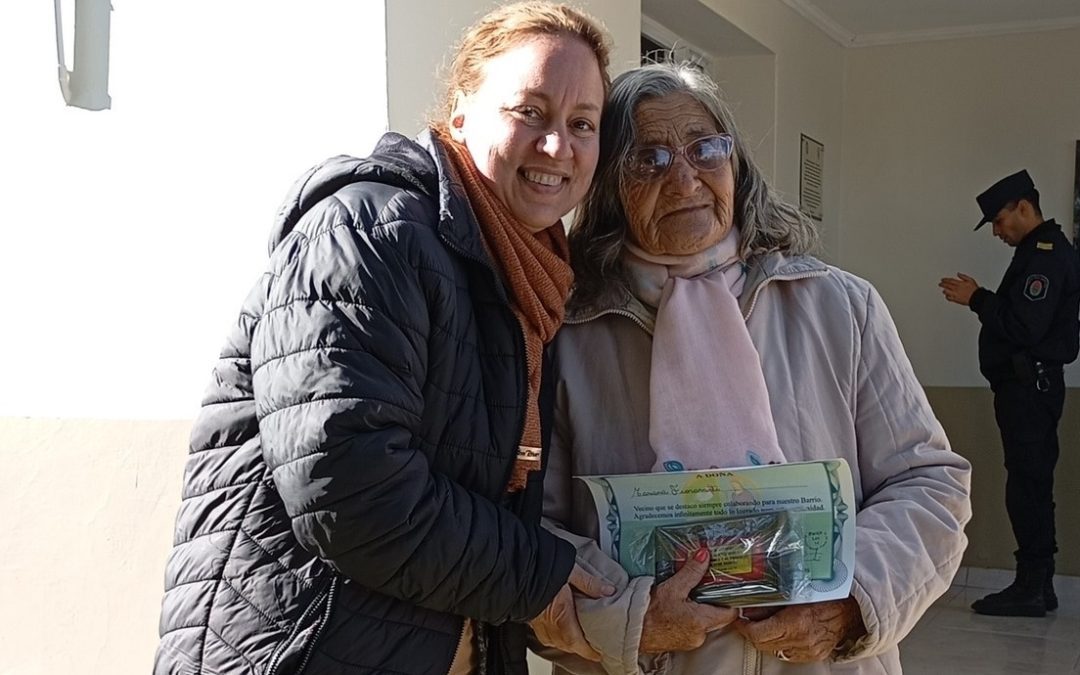 La intendente Vanina Perini participó de un acto en la Comisaría N° 17 «Mandisoví»