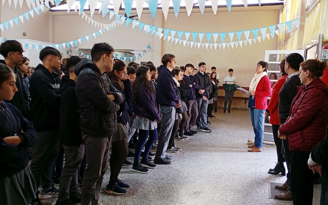 Presentaron un libro sobre la historia de la Escuela Secundaria N° 2 «Sandalio Olivetti»