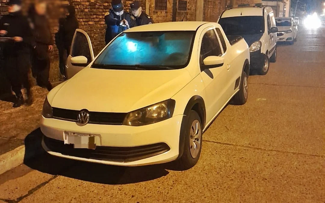 La Policía recuperó una camioneta robada que habría sido comprada por un gendarme en Chajarí