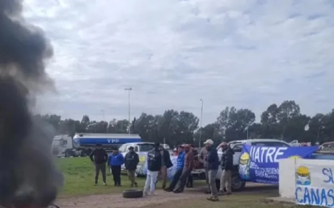 Trabajadores rurales salieron a las rutas en Entre Ríos en reclamo de mejores salarios