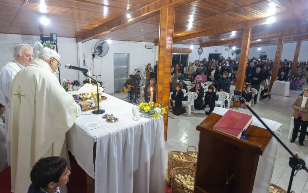 Con procesión y misa, los fieles celebraron el Día de San Cayetano en Villa del Rosario