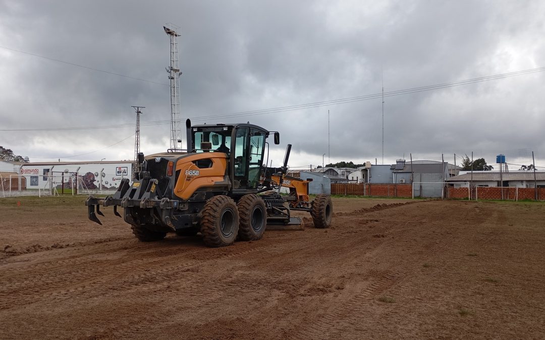El Municipio ejecuta importantes trabajos en la cancha auxiliar del club Independiente