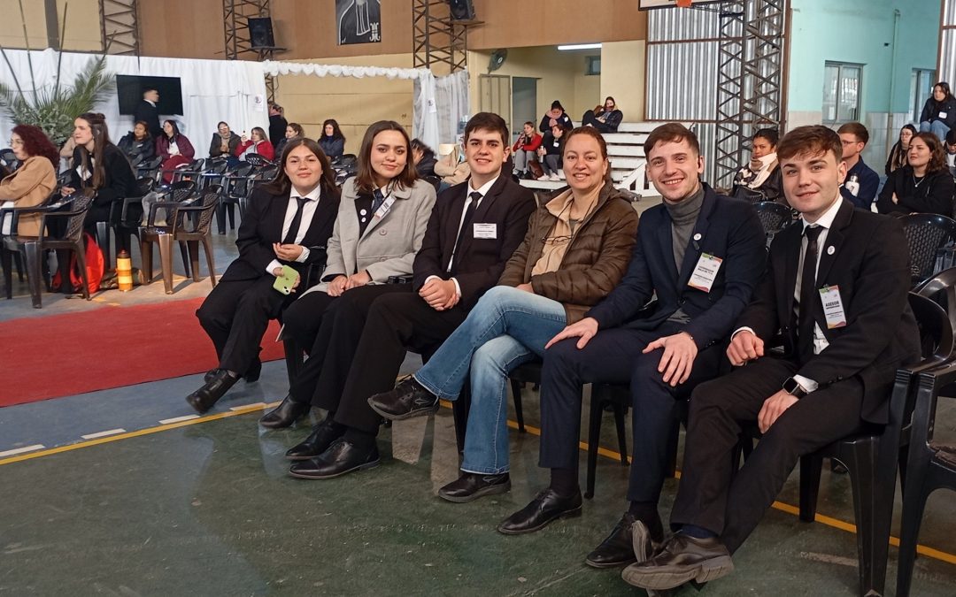 La intendente Perini acompañó a estudiantes en el XII Encuentro Uniendo Metas