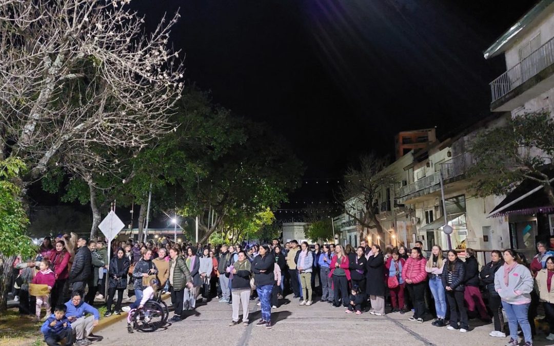 Una multitud marchó en Chajarí contra el veto de Milei a la ley de emergencia en discapacidad