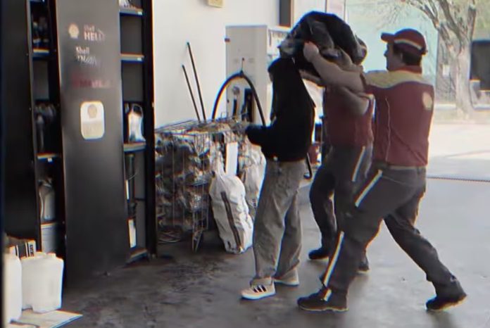 Fuerte repudio: una estación de servicio de Entre Ríos difundió un video que simula el secuestro de una mujer