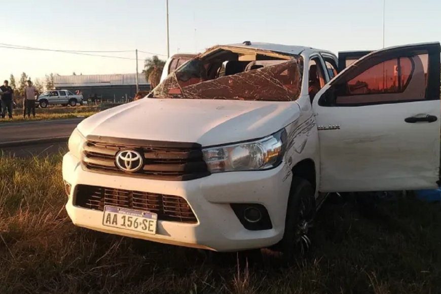Fatal accidente en la Autovía 14: Un hombre murió al chocar contra un camión y volcar