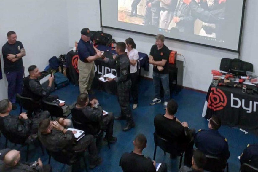 La Policía de Entre Ríos se prepara para usar el arma no letal Byrna