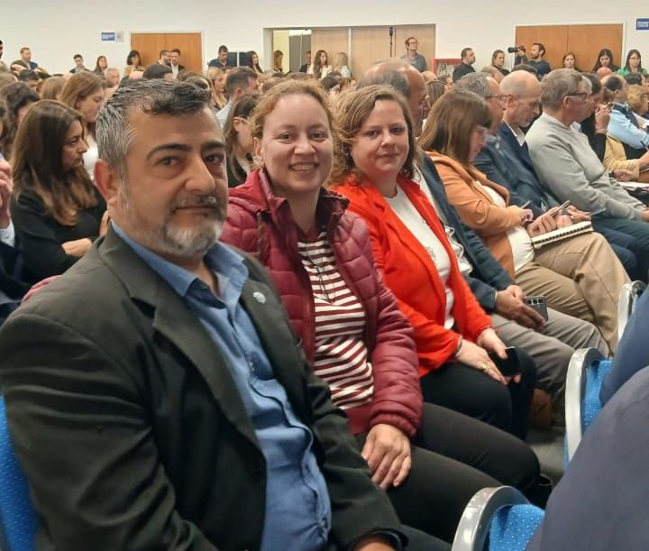 La intendente Perini estuvo presente en la presentación de herramientas de gestión para fortalecer a los gobiernos locales