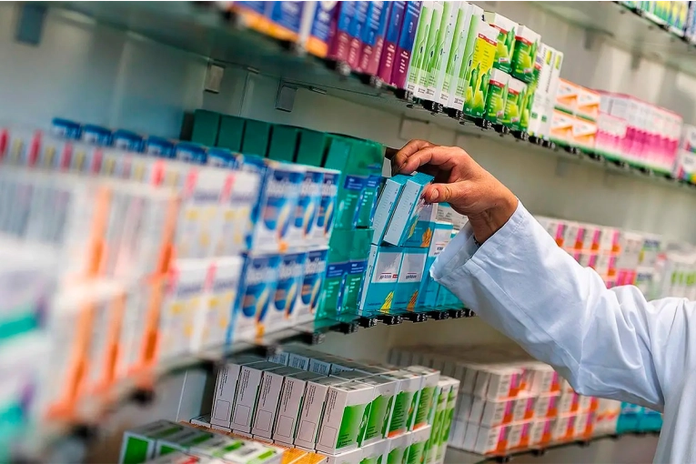 Un fallo judicial ordena restituir la cobertura total de medicamentos de PAMI