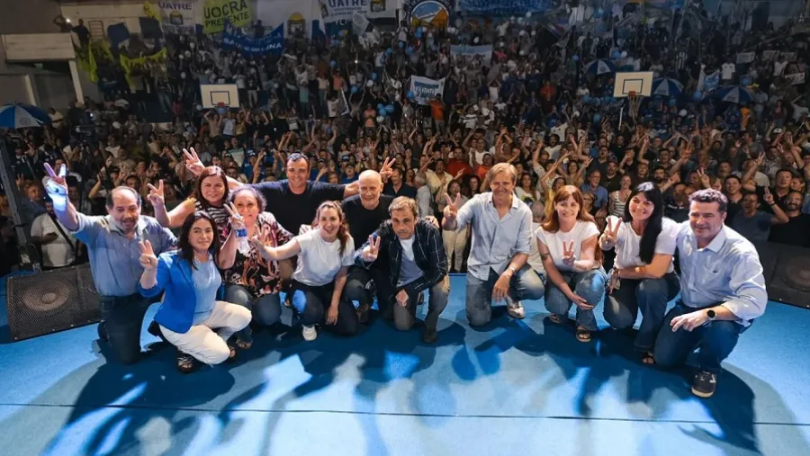 Fuerza Entre Ríos cerró su campaña provincial con un acto en Villaguay