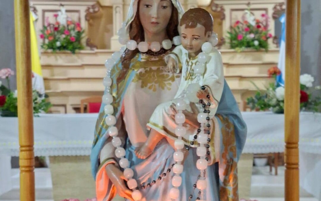 Villa del Rosario celebra el día de su Santa Patrona
