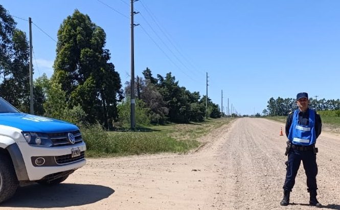 La Policía identificó a dos individuos por robo de naranjas en una quinta en Colonia Santa Eloísa