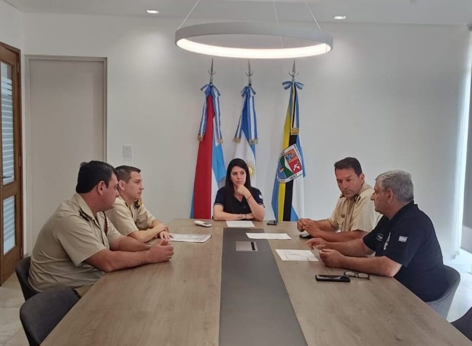 Coordinan acciones de prevención y seguridad para la temporada estival en Santa Ana