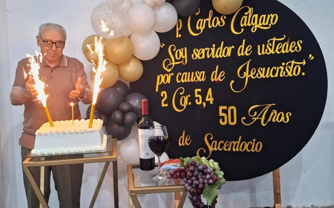 Celebraron en Villa del Rosario los 50 años de ordenación sacerdotal del padre Carlos Calgaro