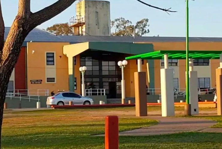 “Toma un caramelo, no te voy a hacer nada”: investigan intento de rapto de niña frente a escuela de Federación