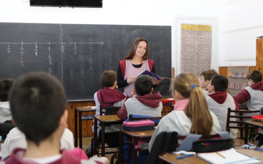 Comienza el censo para relevar los datos de 1,2 millones de docentes en todo el país