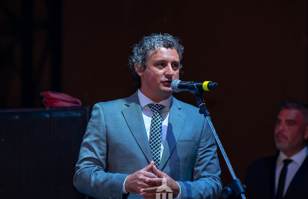 Bravo pide “estar todos” en la discusión y renuncia a la presidencia de la Liga de Intendentes del PJ