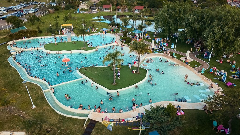 Tras un año de crisis para el turismo: Las ciudades termales de Entre Ríos, entre los destinos más elegidos del fin de semana extra largo