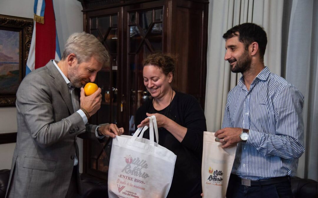 Reunión con Frigerio: «Los intendentes le llevamos la posta, no le ‘endulzamos’ el oído al gobernador», dijo Vanina Perini