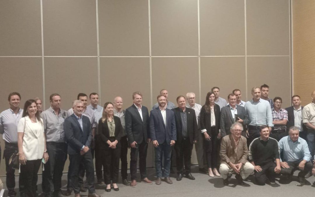 Se realizó en Concordia una mesa de trabajo con eje en la regularización del empleo informal en las producciones frutícolas