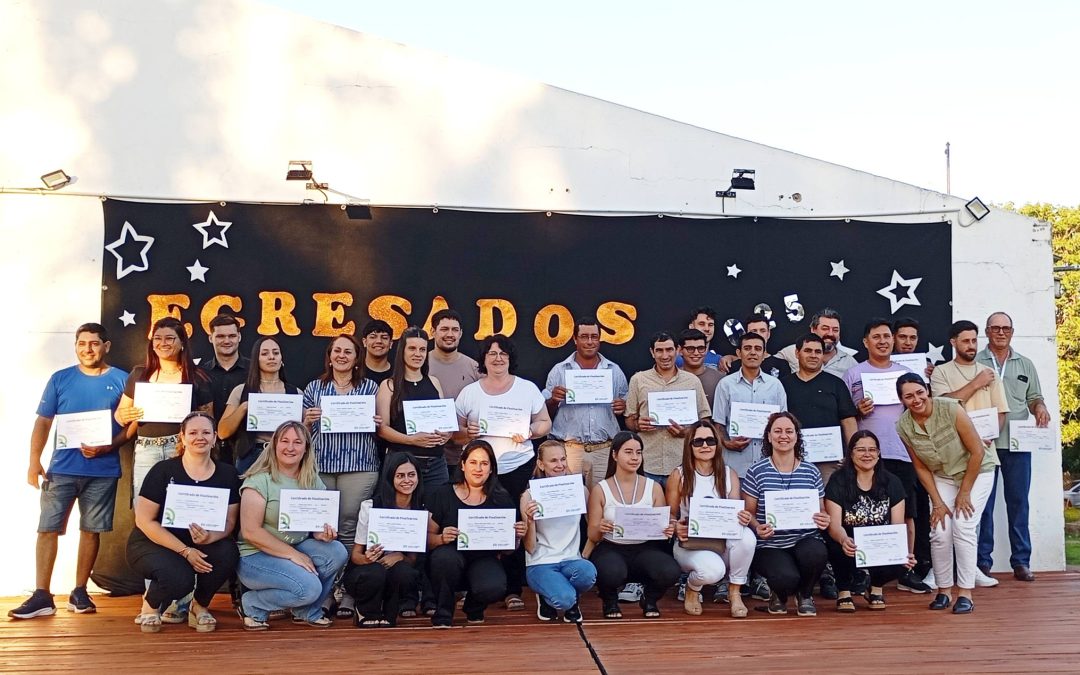 Se realizó el acto de colación de las capacitaciones laborales y de formación profesional en Villa del Rosario