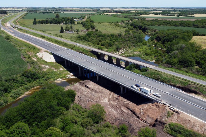 “La autovía en la Ruta Nacional 18 se encuentra en la etapa final de construcción”
