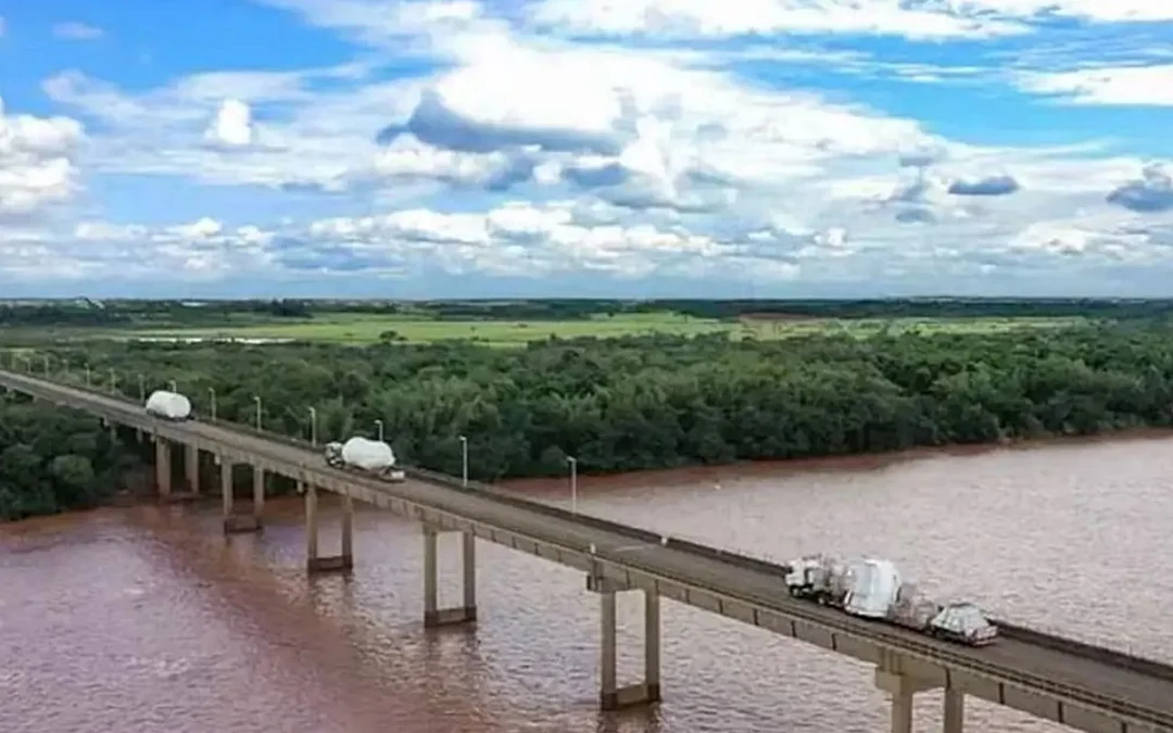 El peaje de un puente sobre el Uruguay pasó a manos brasileñas y bajó su precio en un 90%