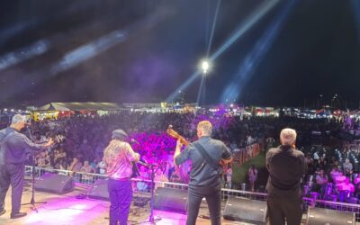 Exitoso inicio de la 11° Fiesta Nacional de la Sandía en Santa Ana: Esta noche se presentan Los Nocheros