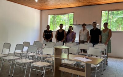 Concejales de Juntos por Entre Ríos entregaron 20 sillas a la Escuela N° 175 «Ntra. Sra. del Rosario»