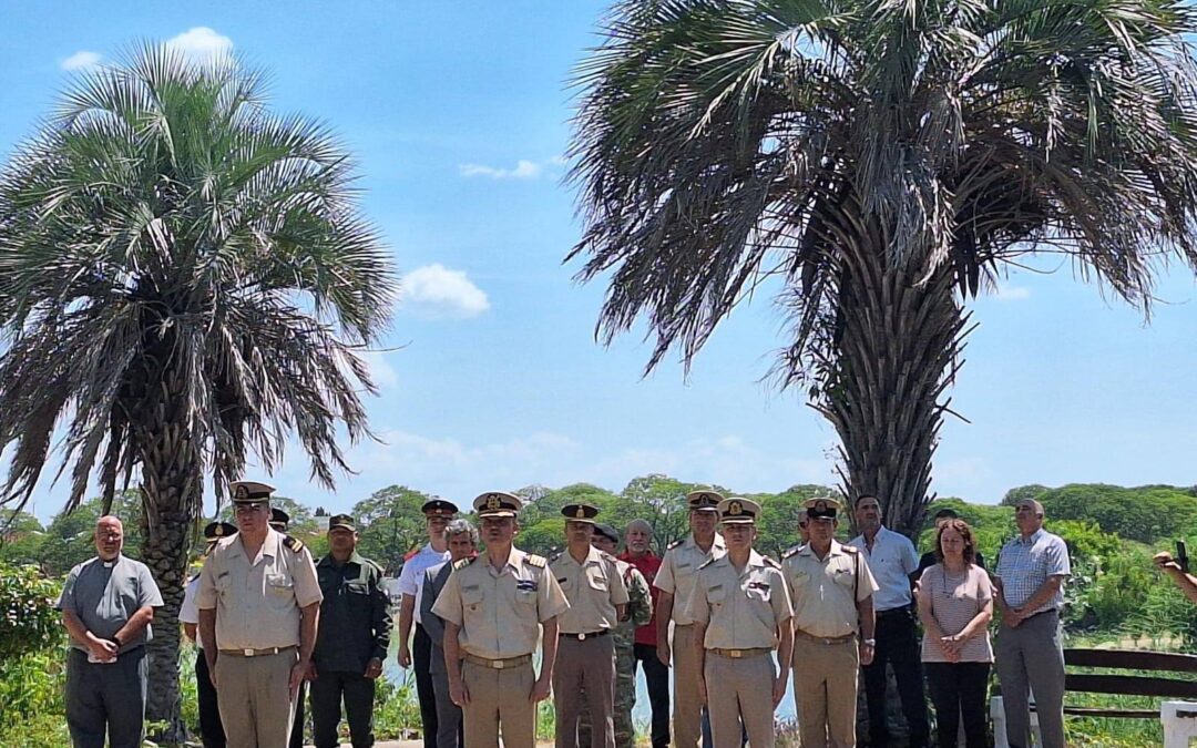 La intendente Perini estuvo presente en la asunción del nuevo jefe de Prefectura Federación