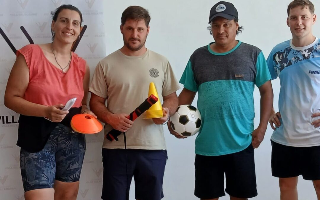 El Municipio de Villa del Rosario entregó material deportivo al club Las Colonias