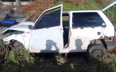 Una mujer y su pequeño hijo resultaron heridos tras despiste y choque en la Autovía 14