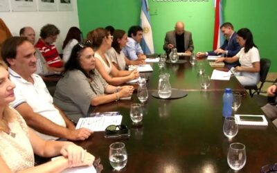 Gremios docentes rechazaron la primera oferta del gobierno provincial y declararon «conflicto»