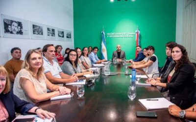 Tras el rechazo a la primera oferta, el Gobierno volvió a convocar a los gremios docentes