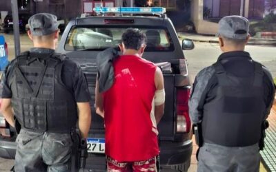 Un hombre corre riesgo de muerte tras ser apuñalado y su pareja embarazada fue golpeada durante una gresca en Federación: Detuvieron al agresor