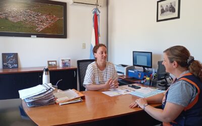 La intendente Perini se reunió con la nueva directora de la UENI “Naranjitas”