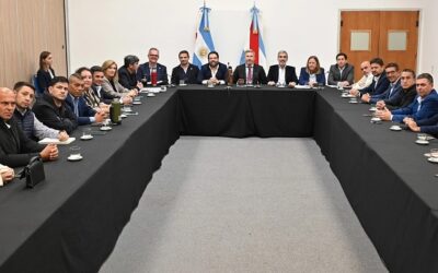 Frigerio se reunión con intendentes del PJ y reconoció que “muchos están haciendo un gran esfuerzo para sostener sus municipios»