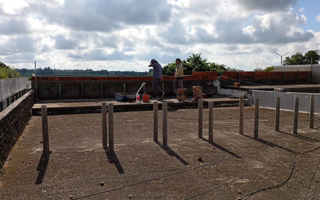 Realizan trabajos de mantenimiento en el cementerio municipal de Villa del Rosario