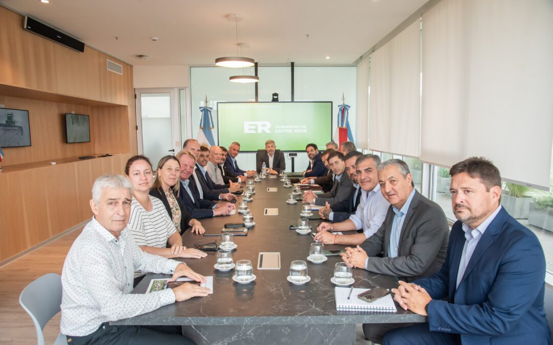 Intendentes vecinalistas plantearon necesidades y reclamos prioritarios a Frigerio: Estuvieron Perini y Zanandrea