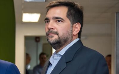 Detuvieron al extitular de Arsat tras hallar más de US$650.000 y droga en su departamento