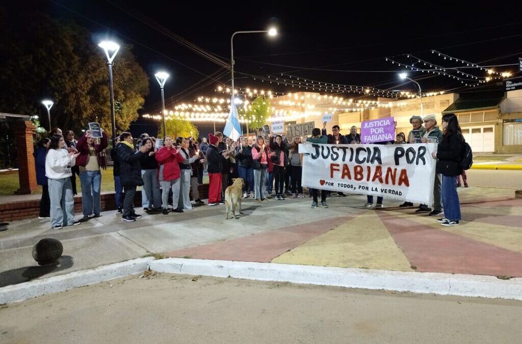 Familiares y vecinos marcharon en Mocoretá pidiendo justicia por Fabiana Smittarello