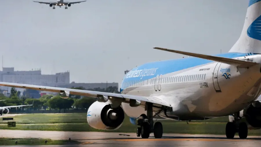 En 2 años los diputados usaron 22 mil pasajes aéreos: la mitad para viajes fuera de su provincia de residencia