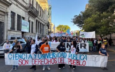 Masivas movilizaciones en Entre Ríos en defensa de la universidad pública
