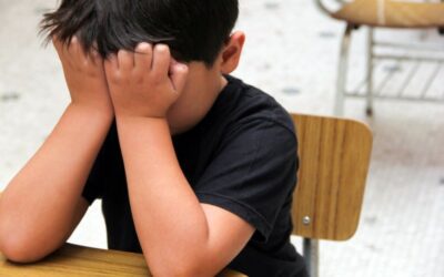 Tiene 11 años y dejó de ir a la escuela tras sufrir hostigamiento y bullying: La mamá recurrió a la Justicia