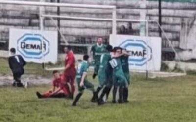 Con dos goles de su ex figura, Independiente sufrió una dura derrota ante Ferro