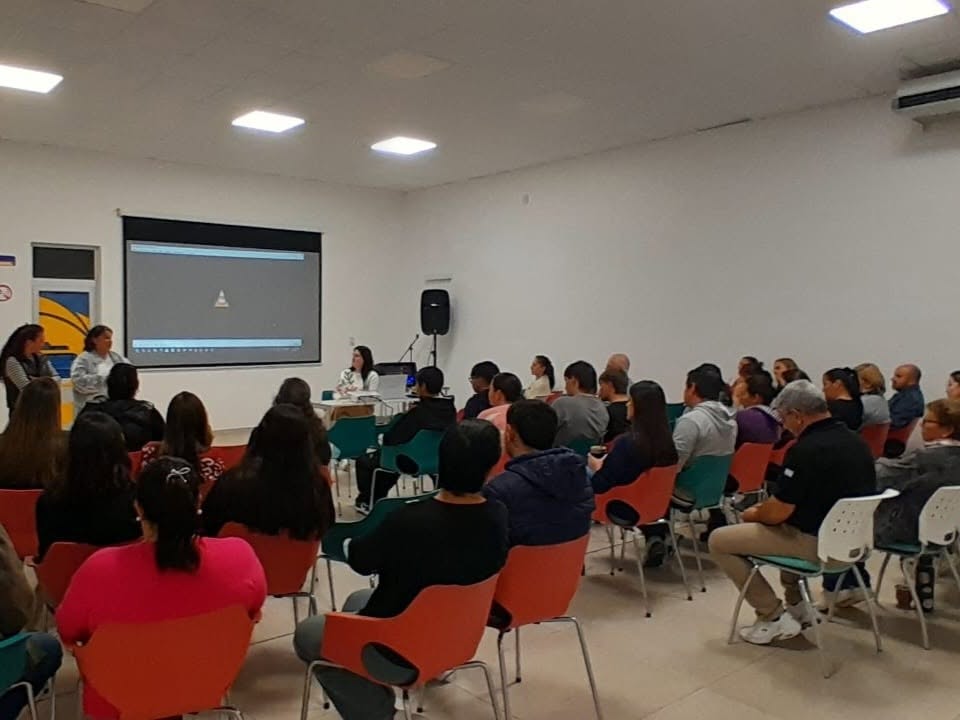 Proyectaron en Santa Ana el documental sobre el femicidio de Alejandra Martínez - VDRnet