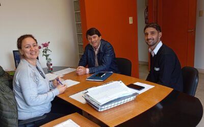 Gestionan nuevas obras para establecimientos educativos de Villa del Rosario