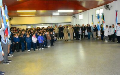 Se realizó el acto por el Día de la Bandera en Santa Ana
